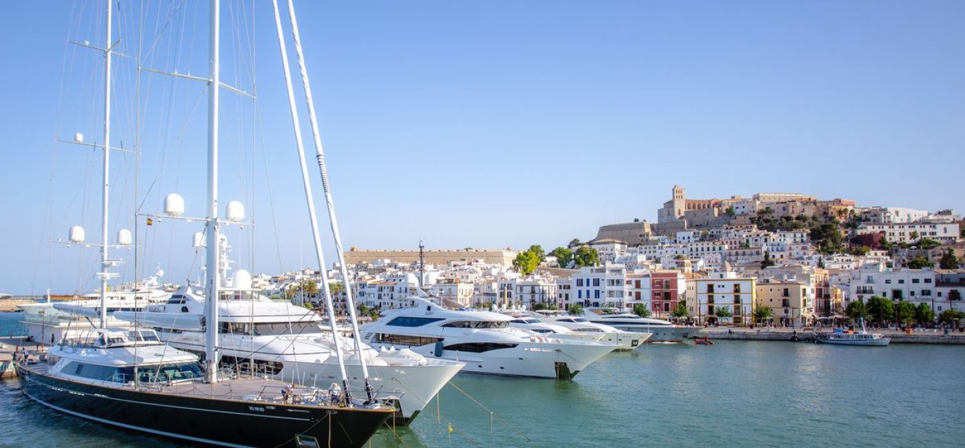 Ibiza: mucho por descubrir desde el mar