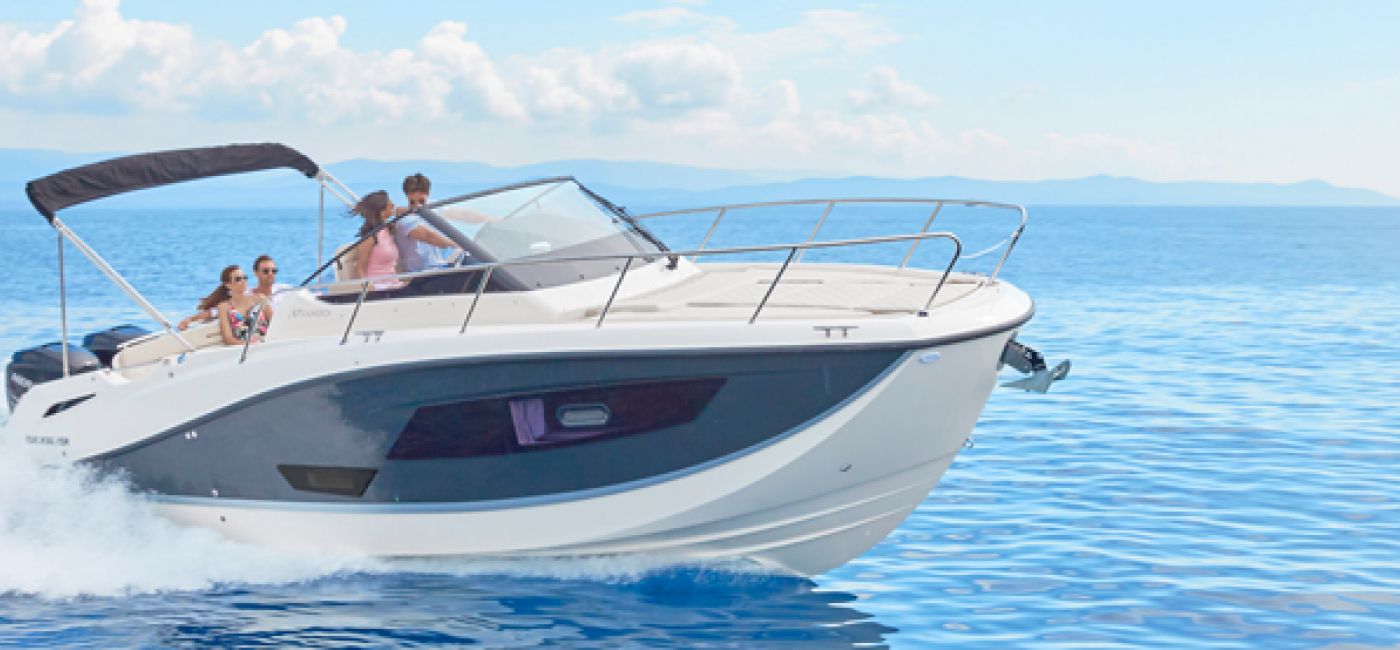 Quicksilver Activ 875 Sundeck: el nuevo emblema de las Sundeck